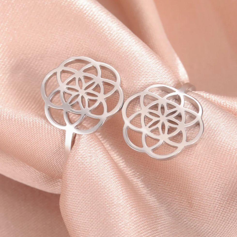 LIKGREAT Hollow ดอกไม้แห่งชีวิ - Wedding Sutra บทวิจารณ์และราคา